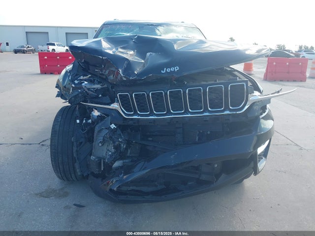 2022 Jeep Grand Cherokee Limited 4x4 მანქანა იყიდება აუქციონზე, vin: 1C4RJHBG1N8534498, აუქციონის ნომერი: 43000696