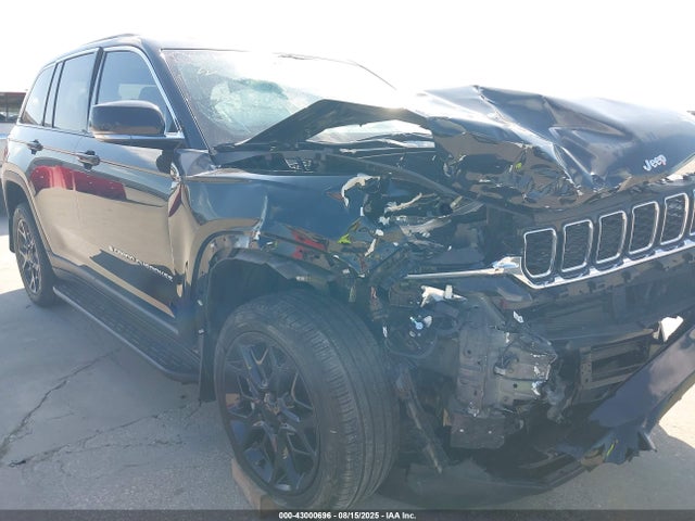 2022 Jeep Grand Cherokee Limited 4x4 მანქანა იყიდება აუქციონზე, vin: 1C4RJHBG1N8534498, აუქციონის ნომერი: 43000696