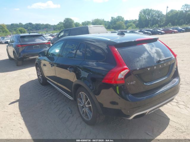 2016 VOLVO V60 CROSS COUNTRY YV4612HK0G1003183 Photo 2
