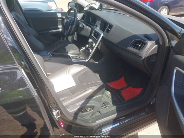 2016 VOLVO V60 CROSS COUNTRY YV4612HK0G1003183 Photo 4