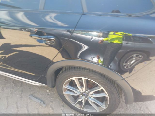 2016 VOLVO V60 CROSS COUNTRY YV4612HK0G1003183 Photo 5