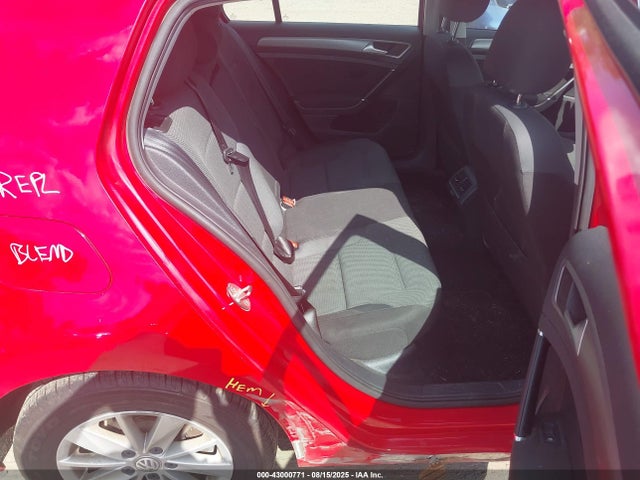 3VW217AU2HM055524 Volkswagen 1.8 tsi