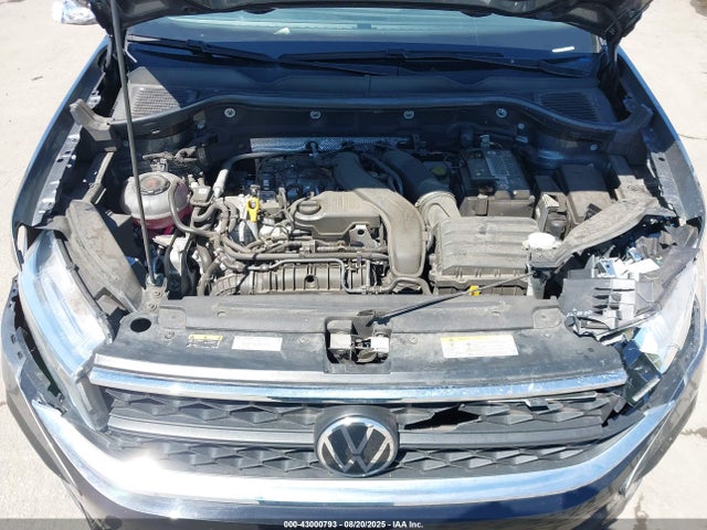 3VVRX7B25NM037383 Volkswagen tsi