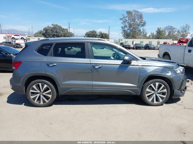 3VVRX7B25NM037383 Volkswagen tsi