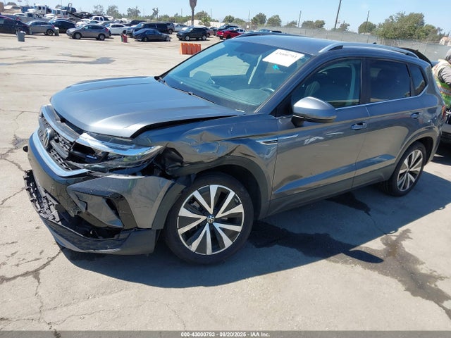 3VVRX7B25NM037383 Volkswagen tsi