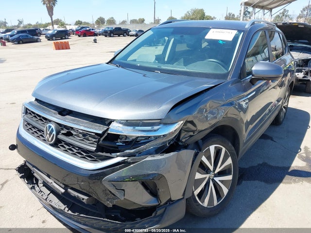 3VVRX7B25NM037383 Volkswagen tsi