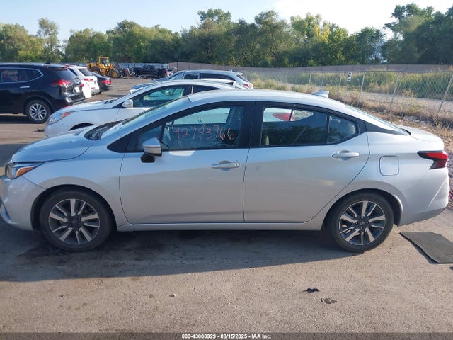 3N1CN8EV3ML912649 Nissan Versa Sv Xtronic Cvt