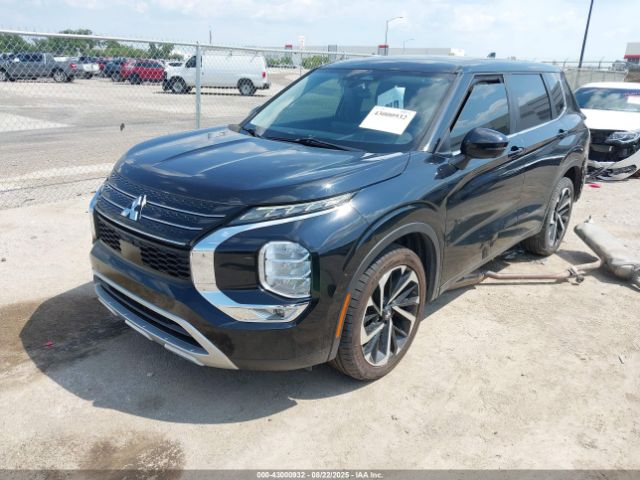 2022 MITSUBISHI OUTLANDER JA4J3UA84NZ017565 Photo 1