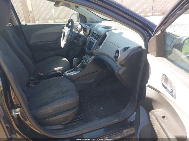 1G1JC5SG8E4153169 Chevrolet lwe