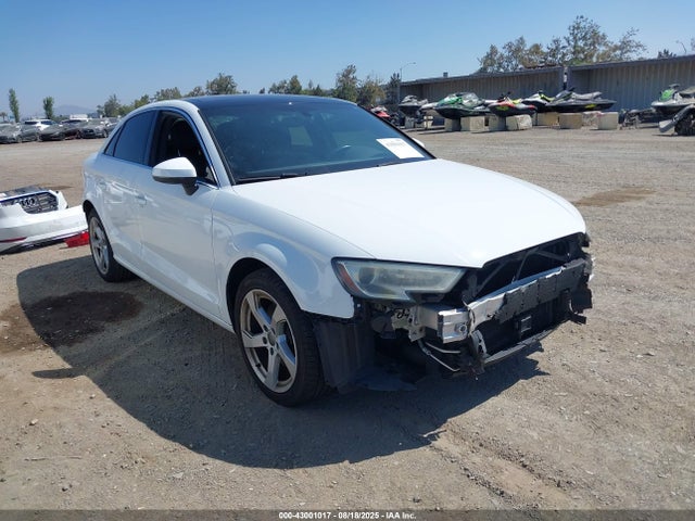 2019 AUDI A3 WAUAUGFF3K1011940 Photo 0
