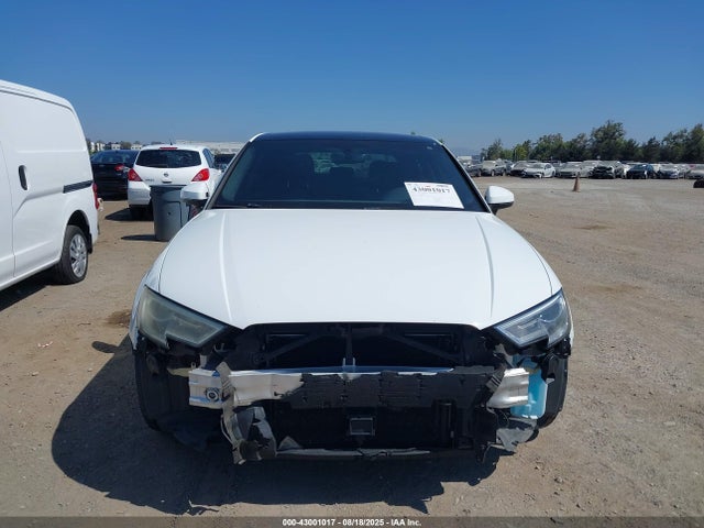 2019 AUDI A3 WAUAUGFF3K1011940 Photo 5