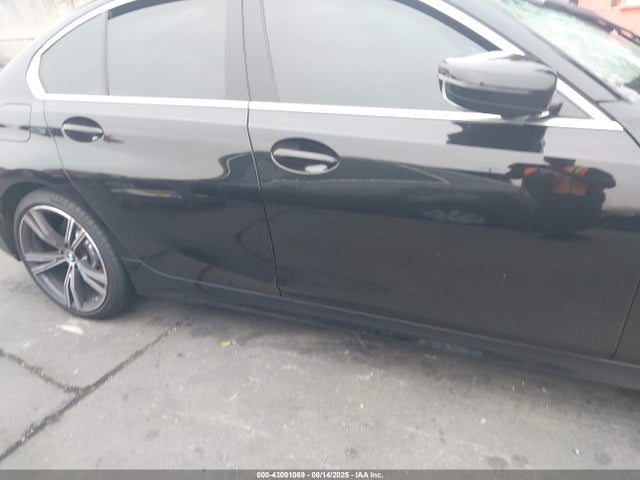3MW69FF00R8E21128 BMW 330I