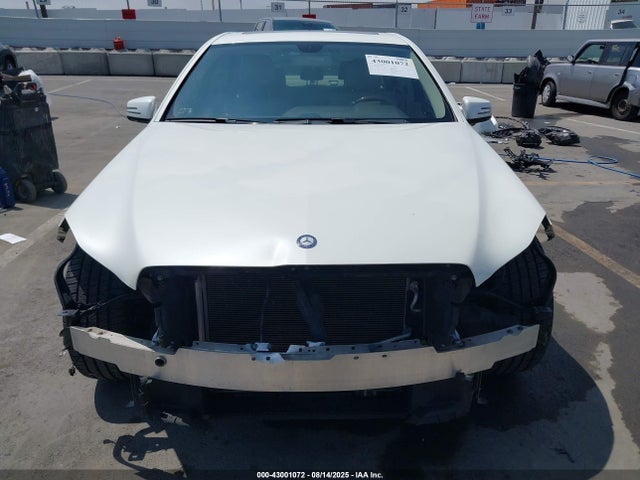 WDDHF5KB8EB050109 Mercedes-Benz E-Class
