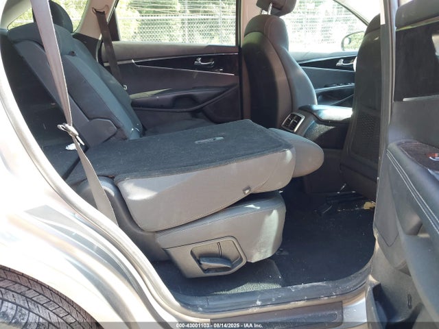 5XYPG4A3XHG321298 KIA 2017