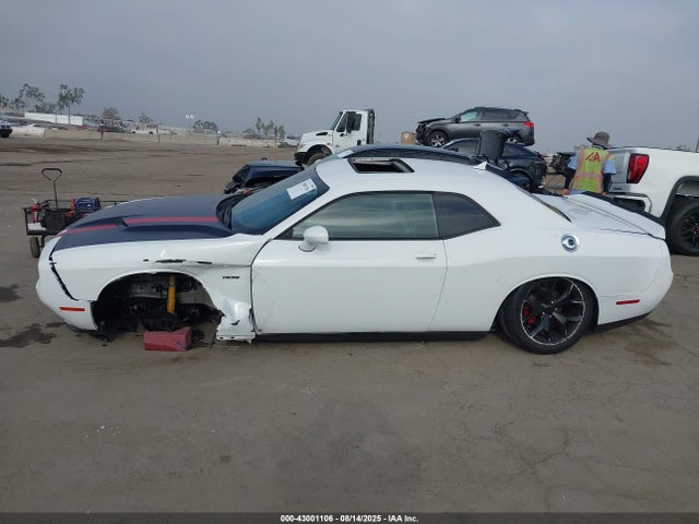 2C3CDZBT7FH733250 Dodge 2015