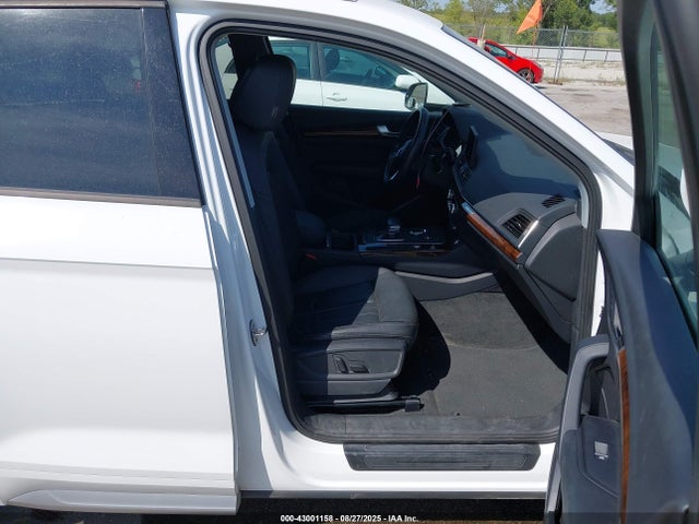 2018 AUDI Q5 WA1ANAFY0J2123970 Photo 4