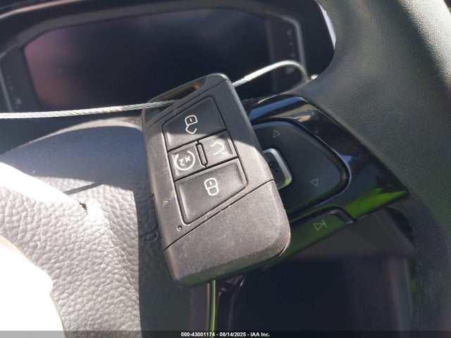 Volkswagen 1.4 tsi 2020 3VWEB7BU0LM041137 Image 11