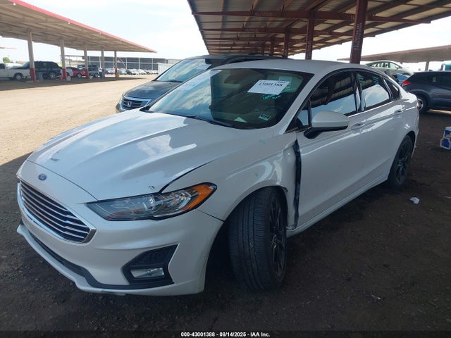 Ford 2020 2020 3FA6P0HD7LR167334 Image 2