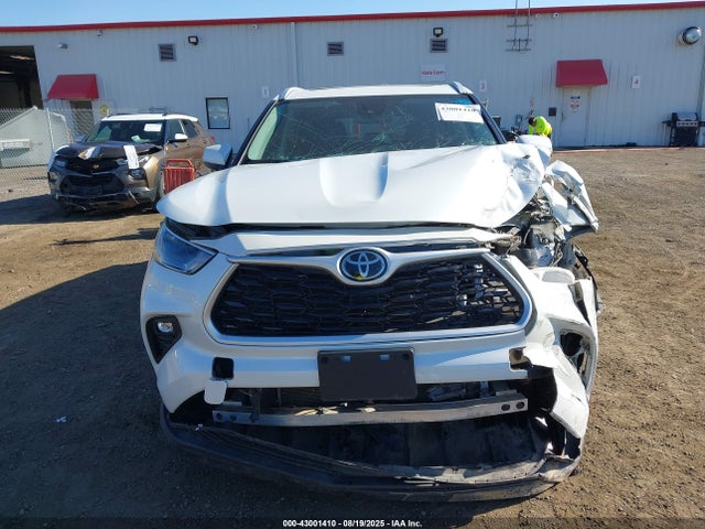 5TDHZRBH2NS175452 Toyota 2gr-fks