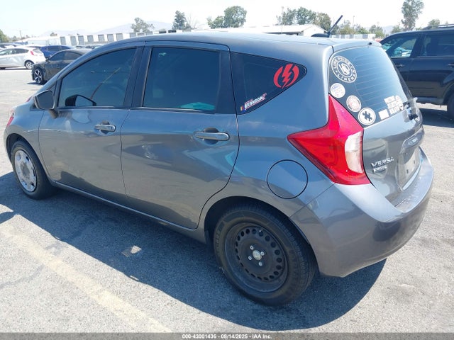 3N1CE2CP1GL378993 Nissan 2016