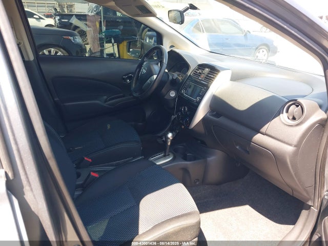 3N1CE2CP1GL378993 Nissan 2016