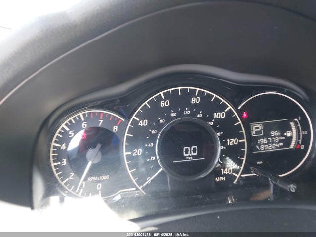 3N1CE2CP1GL378993 Nissan 2016