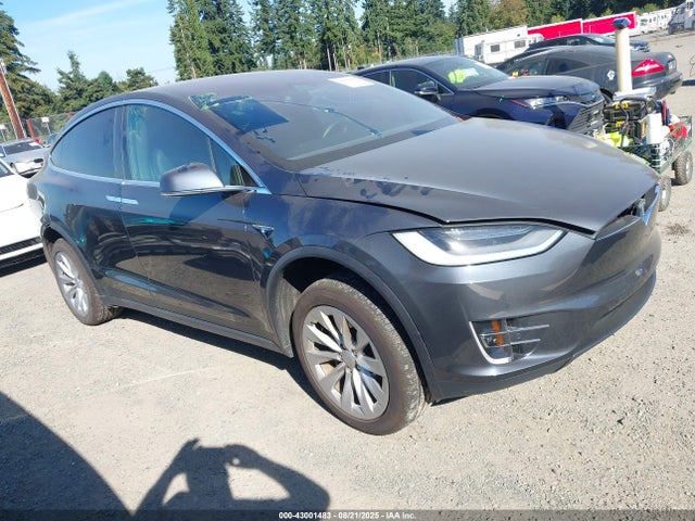 2020 TESLA MODEL X 5YJXCAE23LF302037 Photo 0