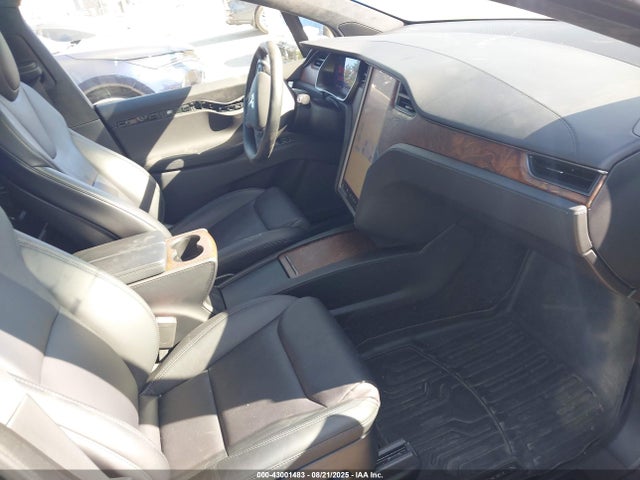 2020 TESLA MODEL X 5YJXCAE23LF302037 Photo 4