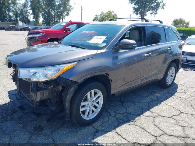 5TDZARFH3FS015328 Toyota 1ar-fe