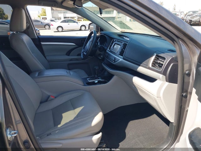 5TDZARFH3FS015328 Toyota 1ar-fe