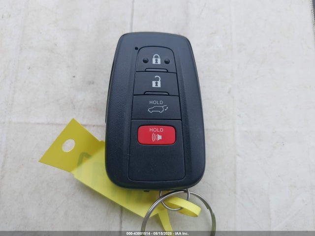 JTMRWRFV8SJ074616 Toyota a25a-fxs