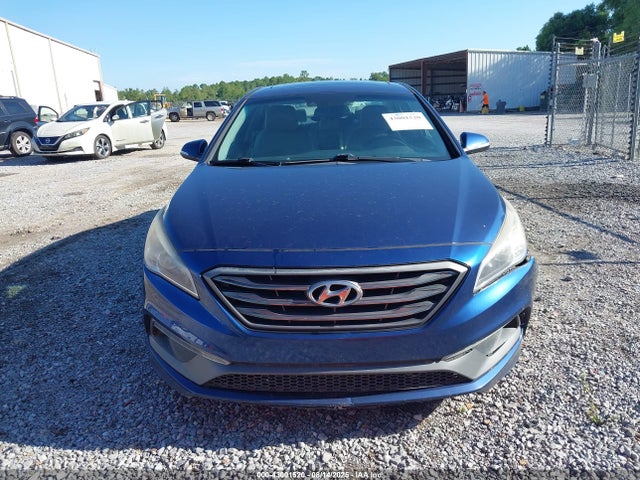 5NPE34AFXHH556015 Hyundai 2017