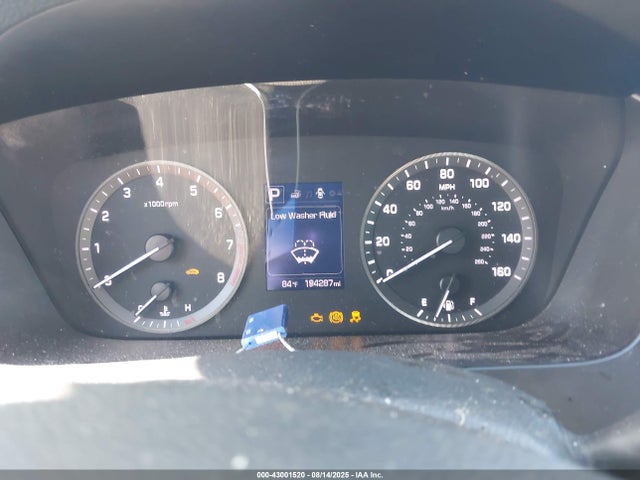 5NPE34AFXHH556015 Hyundai 2017