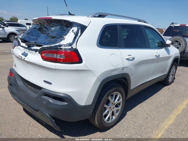 1C4PJLCB8EW171643 Jeep Cherokee