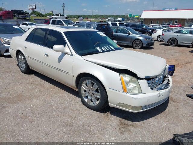 2010 CADILLAC DTS 1G6KP5E98AU109828 Photo 0