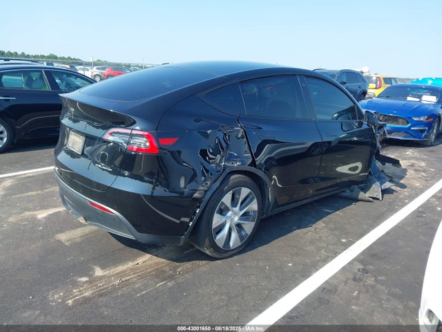 2020 TESLA MODEL Y 5YJYGDEE5LF037285 Photo 3