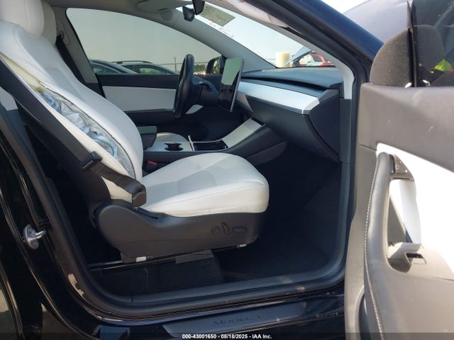 2020 TESLA MODEL Y 5YJYGDEE5LF037285 Photo 4