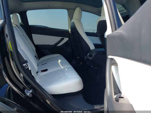 2020 TESLA MODEL Y 5YJYGDEE5LF037285 Photo 7