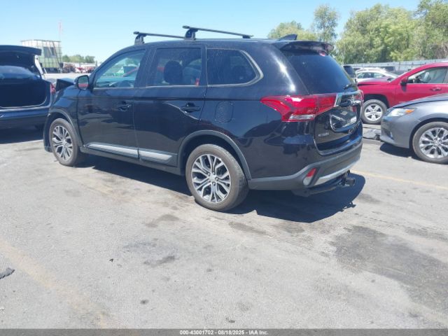 2017 MITSUBISHI OUTLANDER JA4AZ3A3XHZ070496 Photo 2