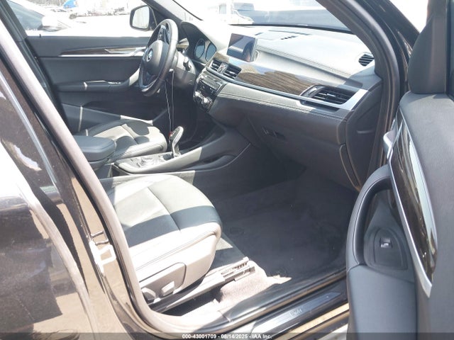WBXJG7C03L5R99549 BMW X1