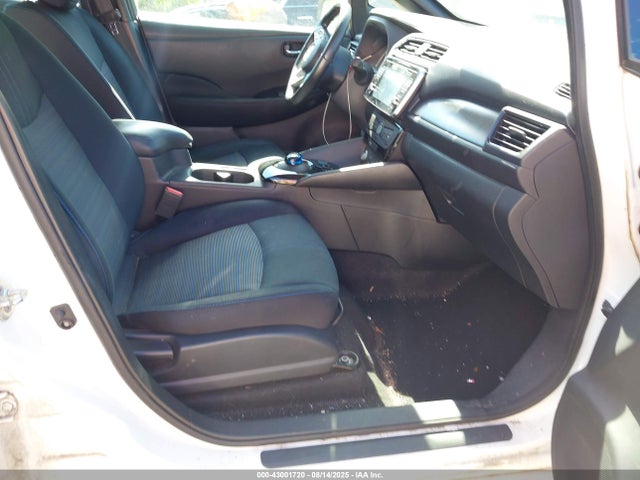 1N4AZ1CP1JC303769 Nissan 2018