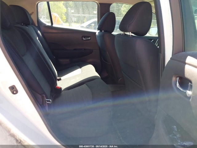 1N4AZ1CP1JC303769 Nissan 2018