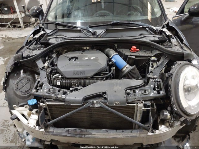 WMWLN9C5XG2E48061 Mini Clubman