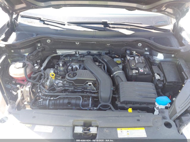 3VVCX7B26NM017701 Volkswagen tsi