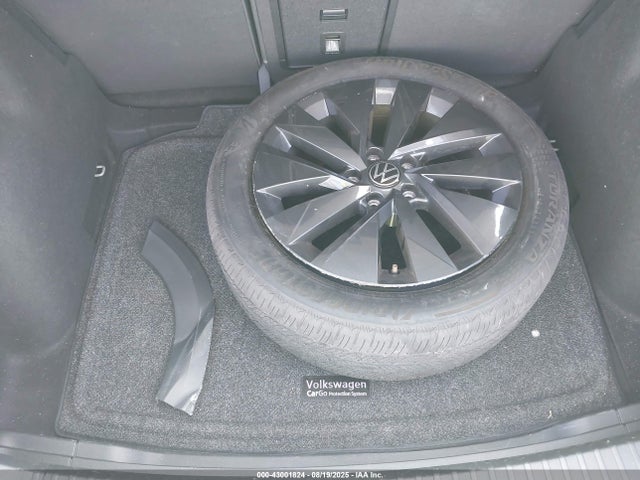 3VVCX7B26NM017701 Volkswagen tsi