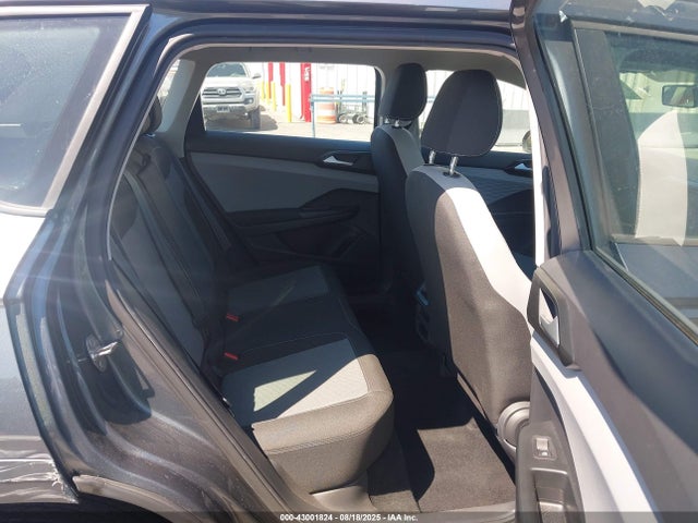 3VVCX7B26NM017701 Volkswagen tsi