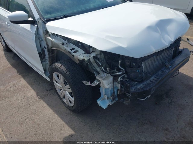 3VW2B7AJ7HM340819 Volkswagen 1.4 tsi