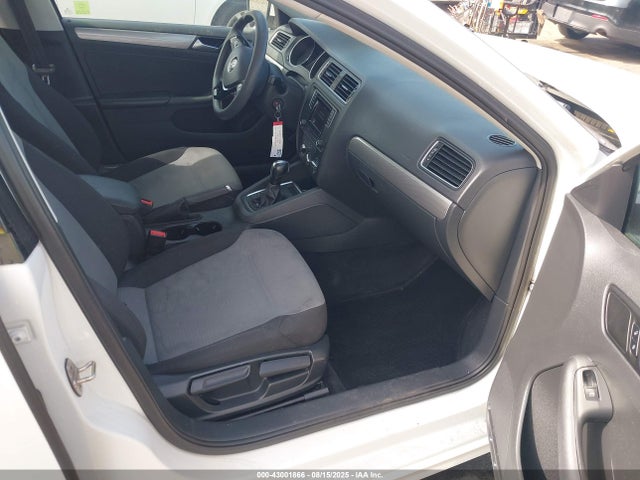 3VW2B7AJ7HM340819 Volkswagen 1.4 tsi
