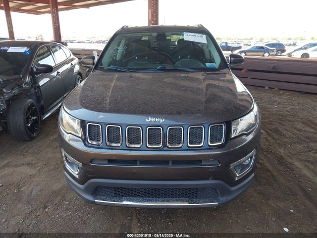 Jeep 2018 2018 3C4NJDCB6JT223798 Image 12