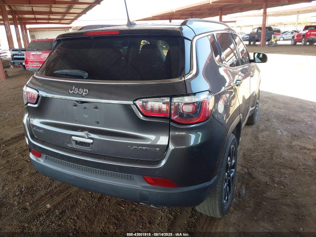 Jeep 2018 2018 3C4NJDCB6JT223798 Image 4